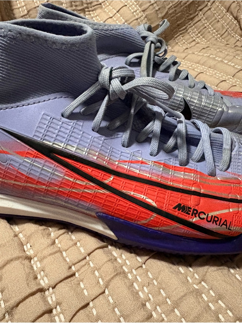 Nike Mercurial indoor Soccer shoes - purple & Red